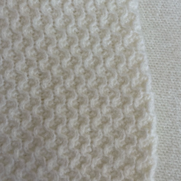 J crew sweater brand new color is cream ,off white . - Picture 4 of 10